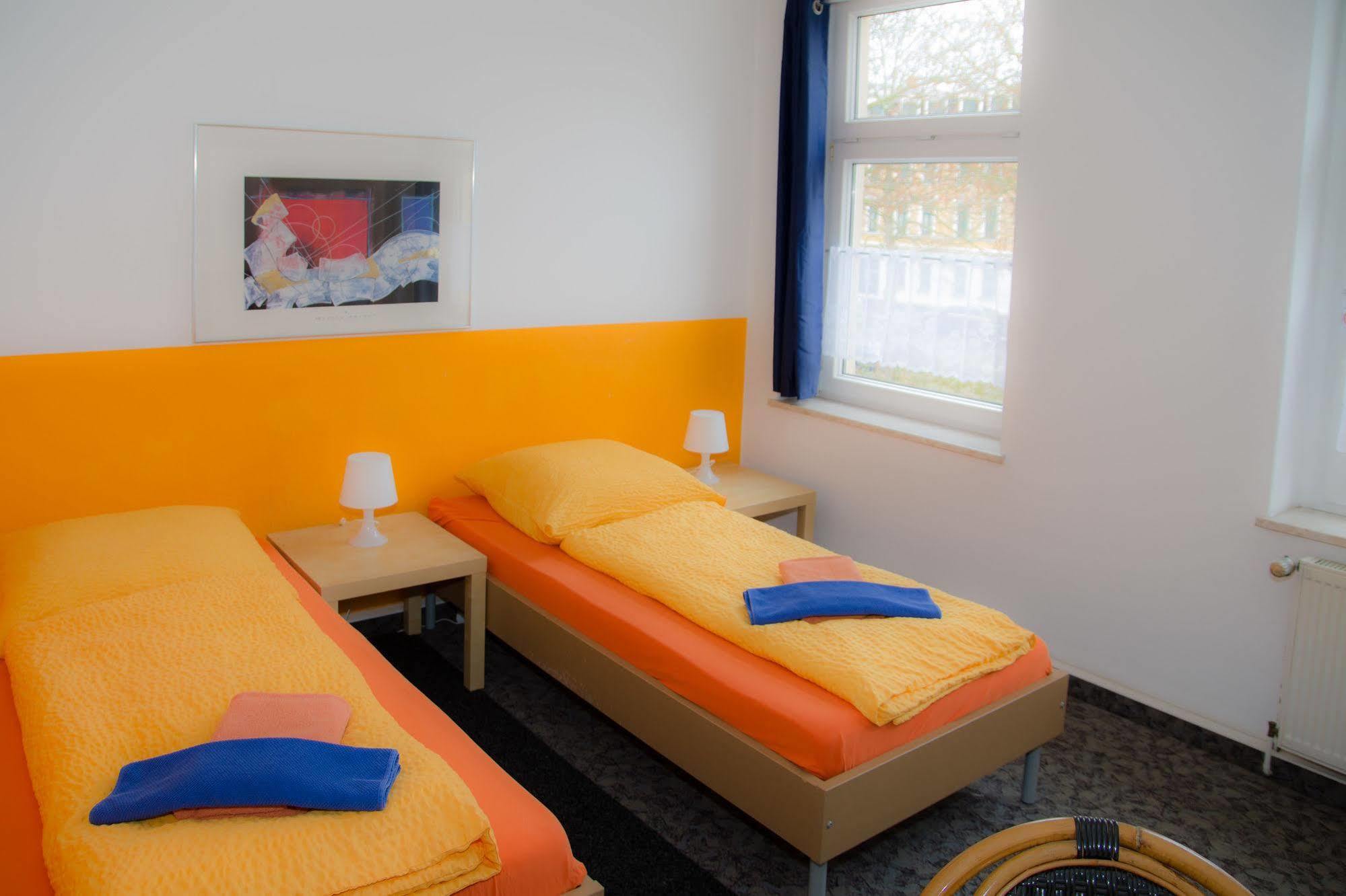 Pension Leipzig Georgplatz Екстериор снимка